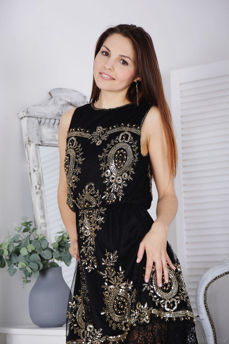 Сусан, 24